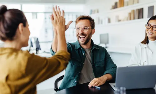 Handschlag nach erledigter Arbeit